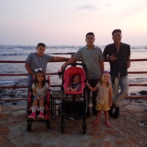 Fundraising Page: Villatoro Family